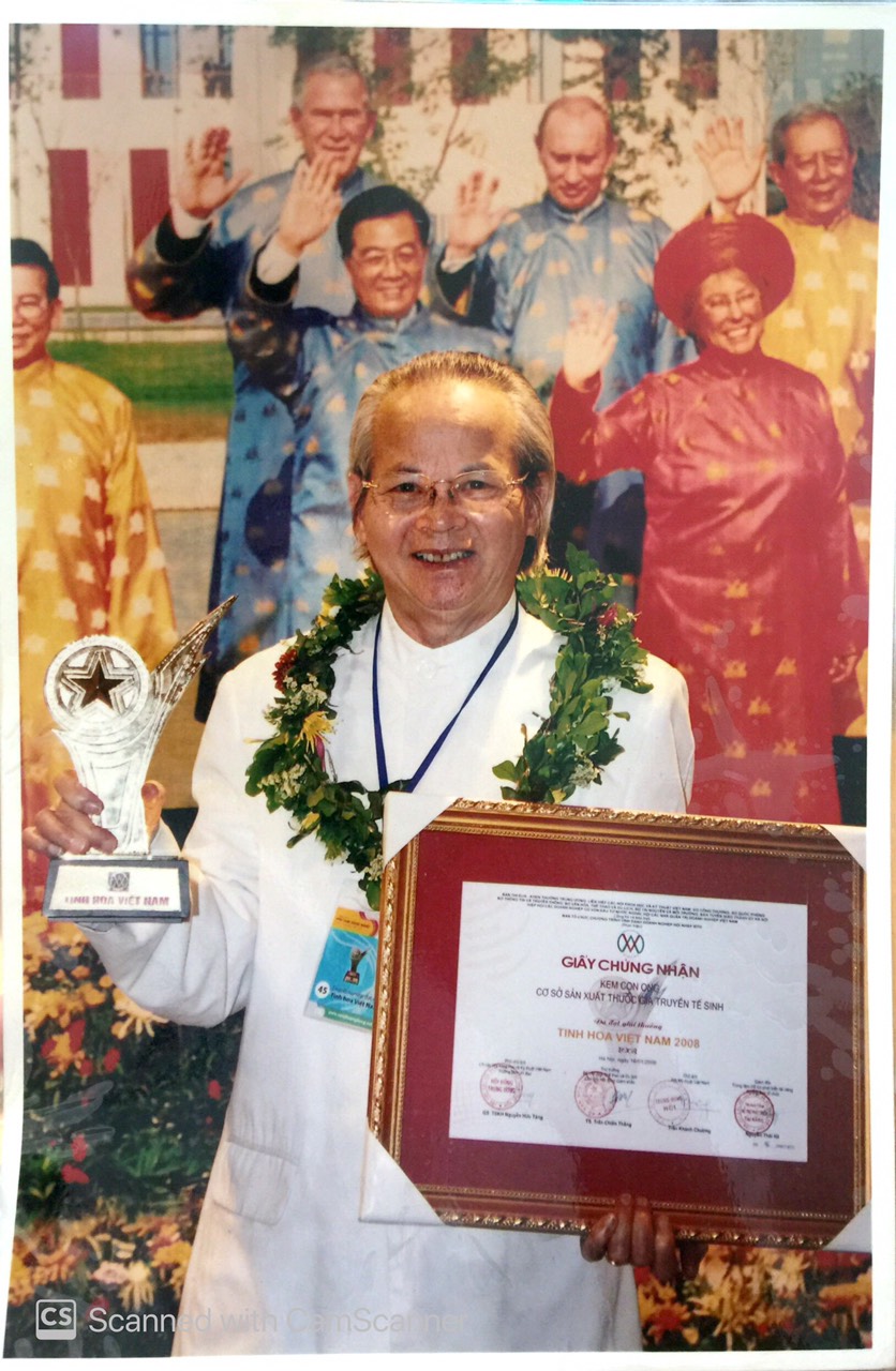 z2712200462920_3e56ede5a5f3355930eb876e2540e575